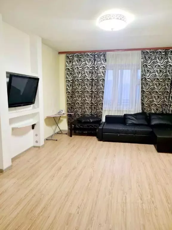 3-к кв. Саха (Якутия), Якутск ул. Орджоникидзе, 56 (78.0 м) - Фото 0