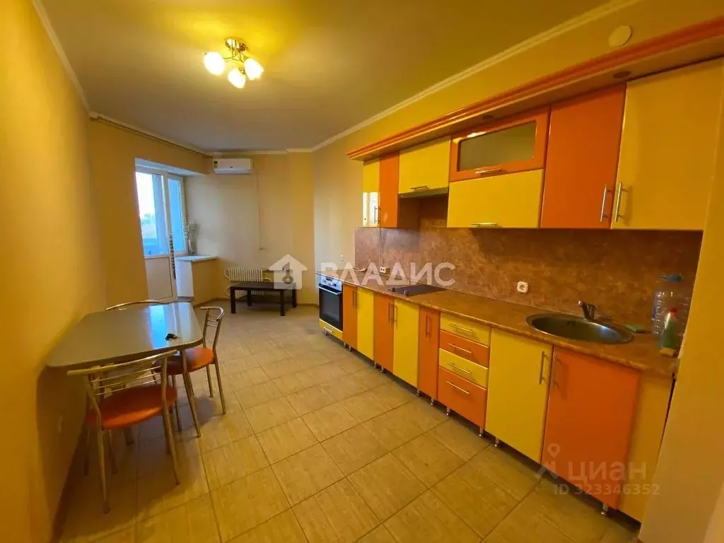 2-к кв. Белгородская область, Белгород ул. Горького, 52б (84.5 м) - Фото 1