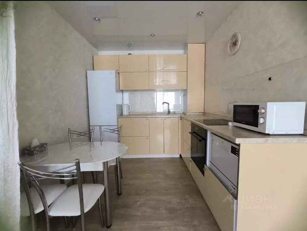 2-к кв. Хабаровский край, Хабаровск ул. Калинина, 8 (63.0 м) - Фото 1