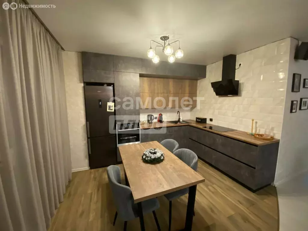 3-комнатная квартира: Липецк, улица С.Л. Коцаря, 10 (90.5 м) - Фото 2