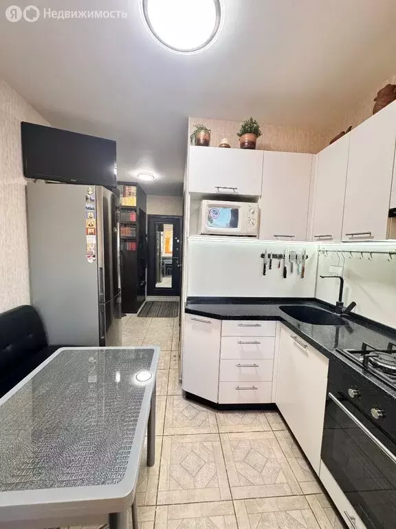 1-комнатная квартира: Уфа, улица Степана Кувыкина, 8 (33.5 м) - Фото 2