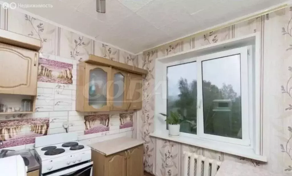 1-комнатная квартира: Тобольск, 6-й микрорайон, 27 (34 м) - Фото 1