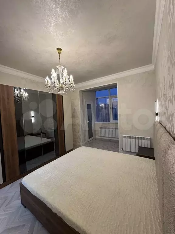 2-к. квартира, 82 м, 7/15 эт. - Фото 1