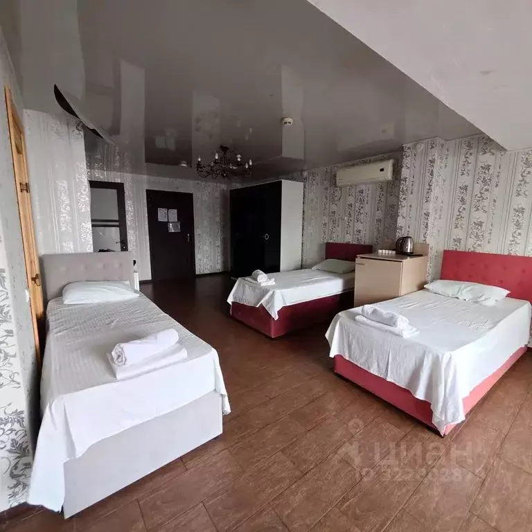 Комната Волгоградская область, Волгоград ул. Землячки, 40 - Фото 1