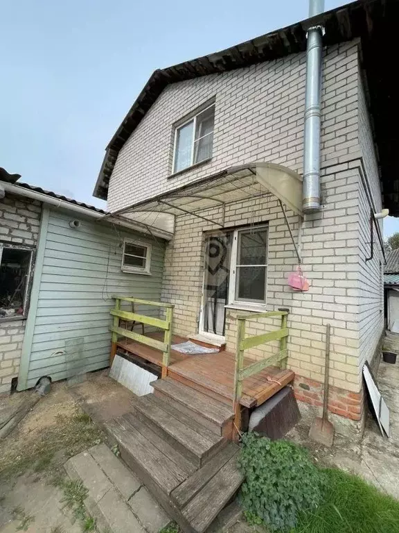 Дом в Белгородская область, Старый Оскол ул. Бугорок (80 м) - Фото 1