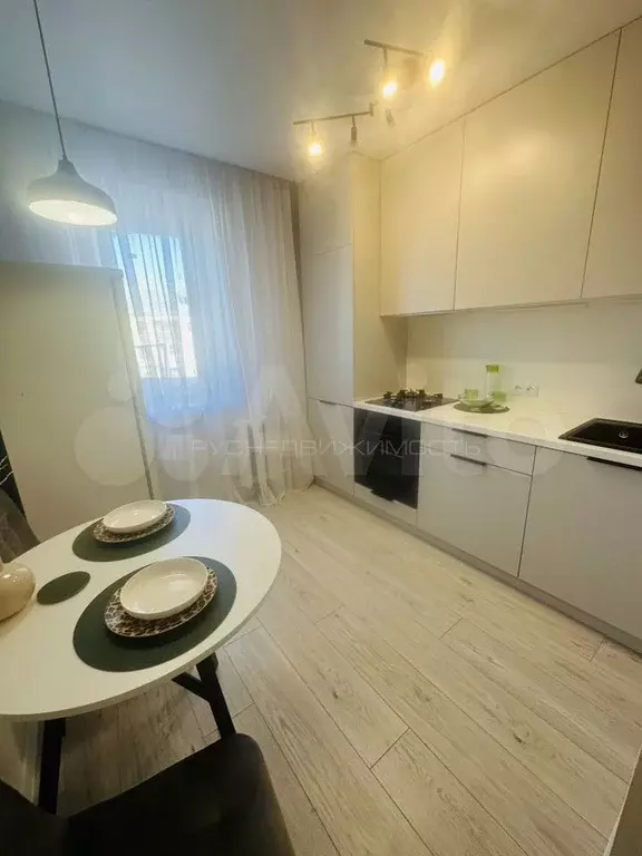 1-к. квартира, 37 м, 4/5 эт. - Фото 1