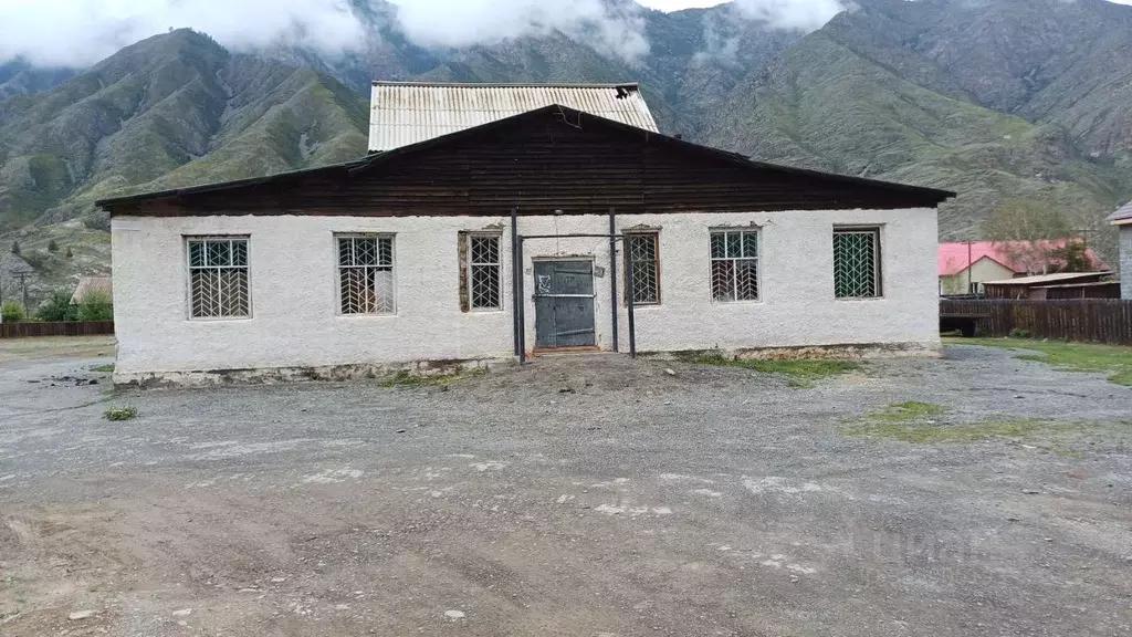 Помещение свободного назначения в Алтай, Онгудайский район, с. Иня ул. ... - Фото 1