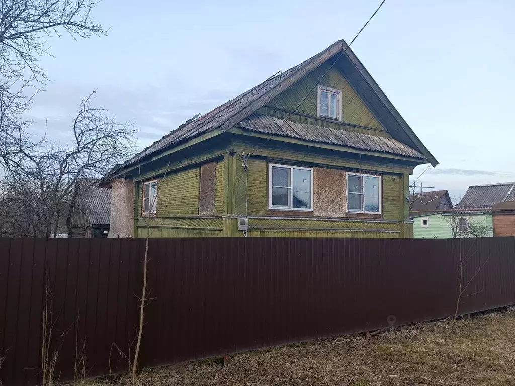 Дом в Новгородская область, Малая Вишера Красная ул. (44 м) - Фото 1