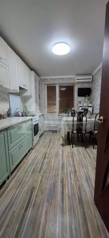 3-к. квартира, 61 м, 5/5 эт. - Фото 1
