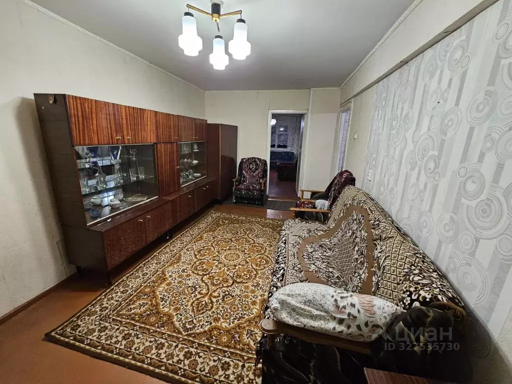 2-к кв. Омская область, Омск 3-й мкр, ул. Путилова, 11 (47.0 м) - Фото 1