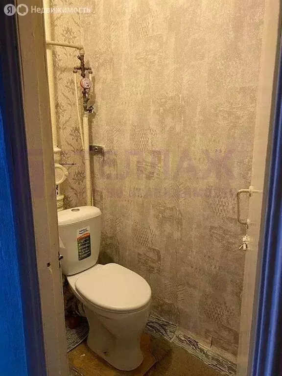 3-комнатная квартира: Приморский, улица Десантников, 9 (69.7 м) - Фото 0