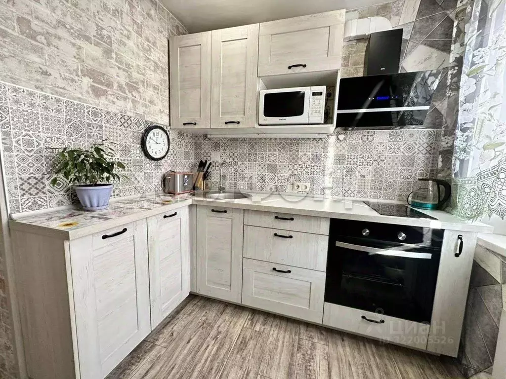 Квартира, 3 комнаты, 62 м - Фото 1