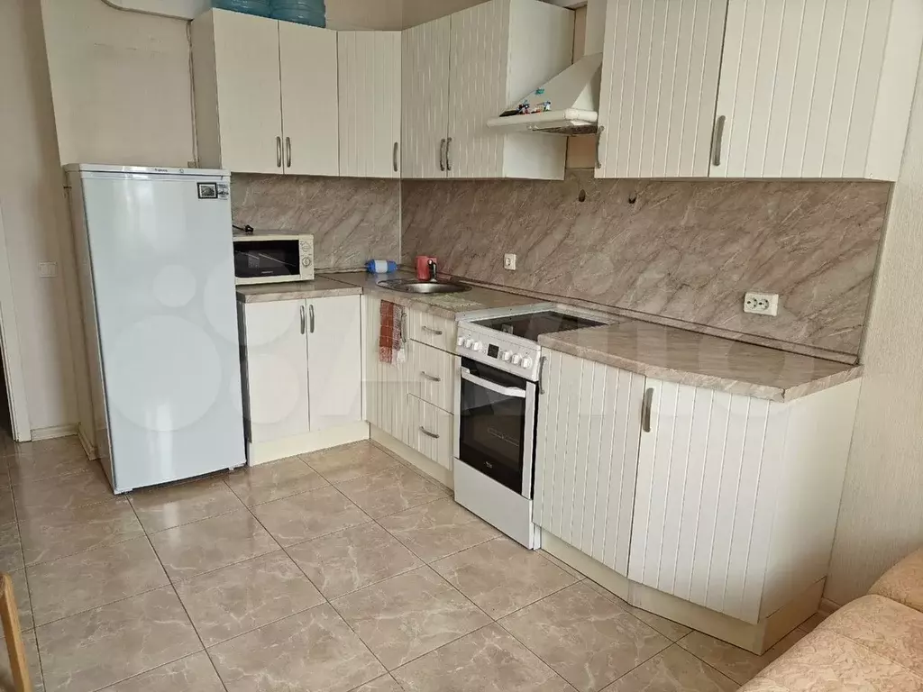 1-к. квартира, 40 м, 7/14 эт. - Фото 1