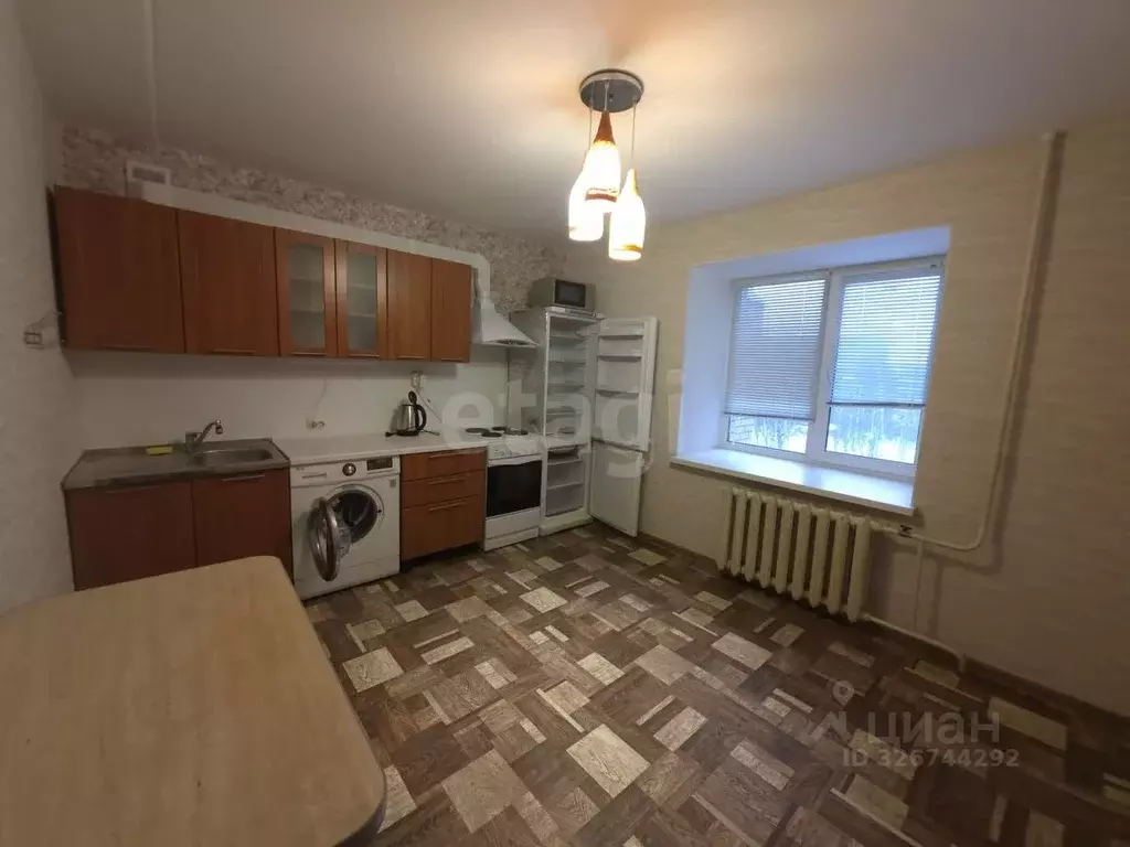 2-к кв. Вологодская область, Череповец просп. Шекснинский, 49 (68.0 м) - Фото 1