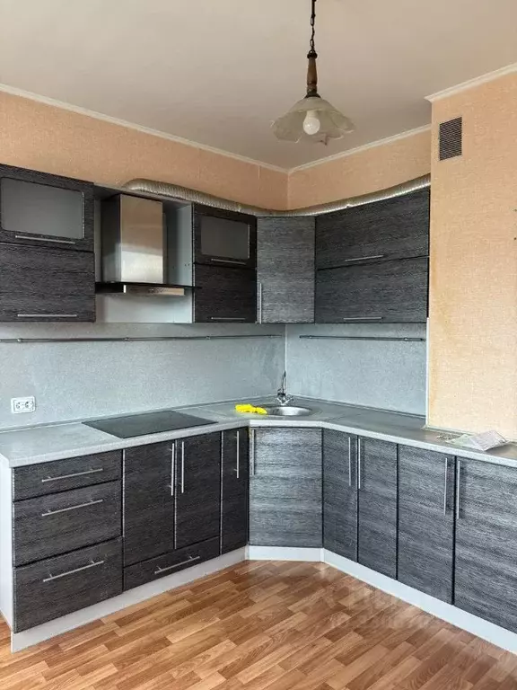 2-к кв. Курская область, Курск просп. Вячеслава Клыкова, 35 (58.0 м) - Фото 1