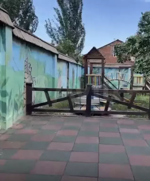 Дом 300 м на участке 10 сот. - Фото 0