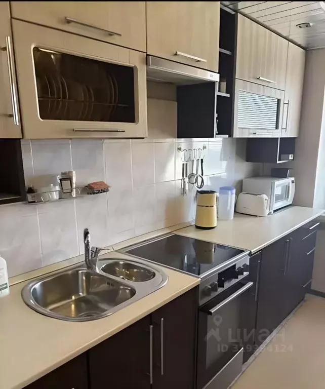 2-к кв. Курская область, Железногорск ул. Гагарина, 35 (50.0 м) - Фото 0