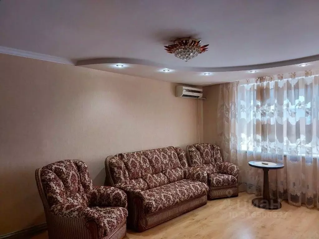 3-к кв. Крым, Симферополь ул. Чехова, 9 (70.0 м) - Фото 0