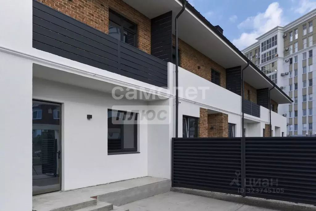 Таунхаус в Краснодарский край, Анапа Таманская ул. (183 м) - Фото 1