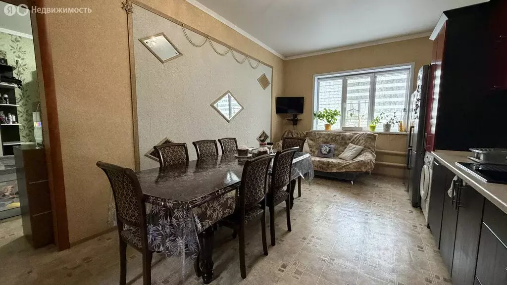 Дом в Астрахань, улица Атарбекова, 21А (157 м) - Фото 2