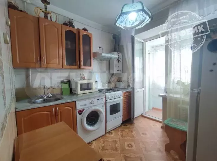 1-к. квартира, 30 м, 5/5 эт. - Фото 0