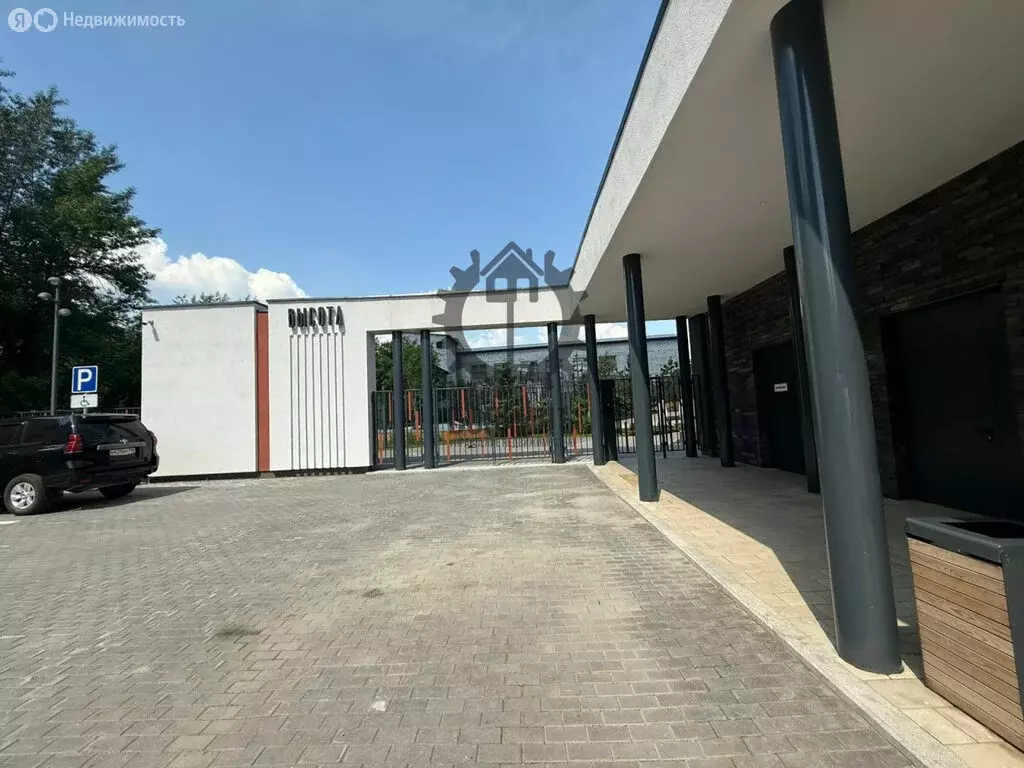 3-комнатная квартира: Екатеринбург, Нагорная улица, 12 (81.07 м) - Фото 1
