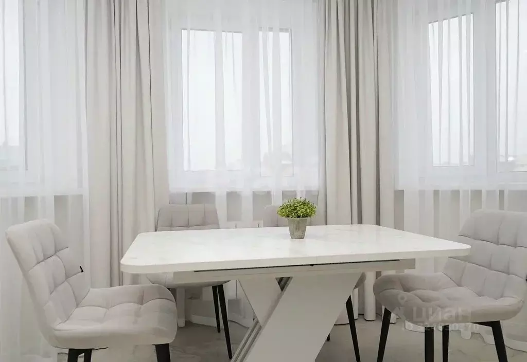 3-к кв. Татарстан, Казань ул. Дубравная, 28 (88.3 м) - Фото 0