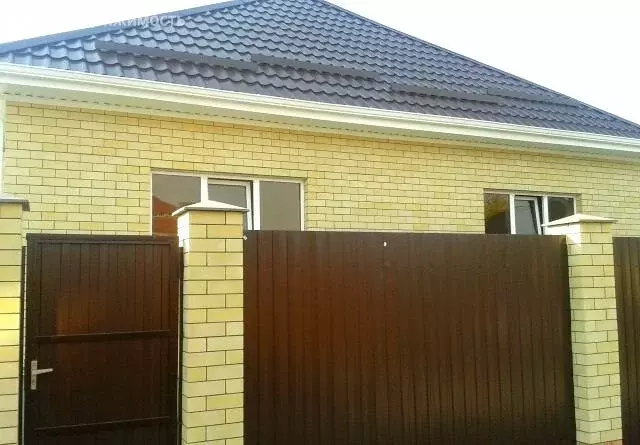 Дом в Ростов-на-Дону, улица Оганова (93 м) - Фото 0