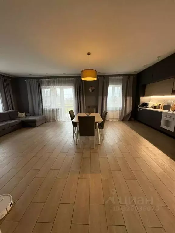 Дом в Курская область, Курский район, Лебяженский сельсовет, с. ... - Фото 1