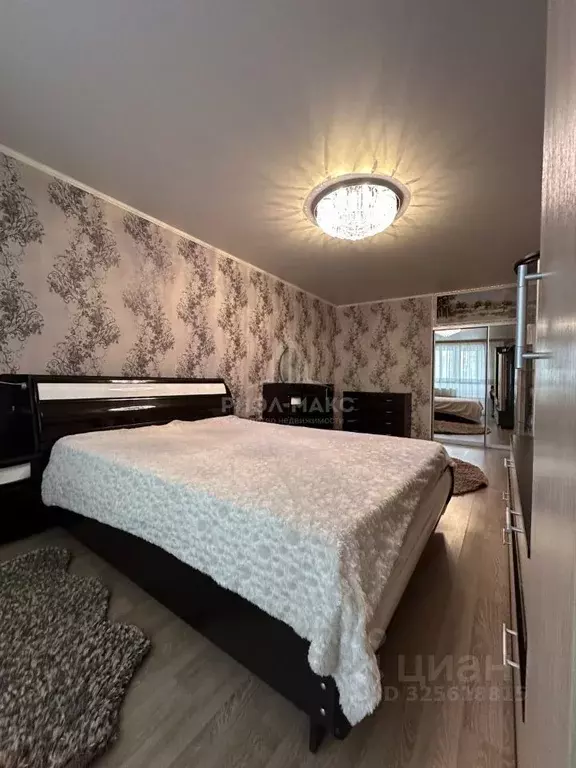 3-к кв. Брянская область, Брянск ул. Романа Брянского, 6 (85.0 м) - Фото 2