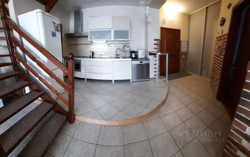 3-к кв. Новосибирская область, Новосибирск ул. Зеленая Горка, 11 (86.0 ... - Фото 1