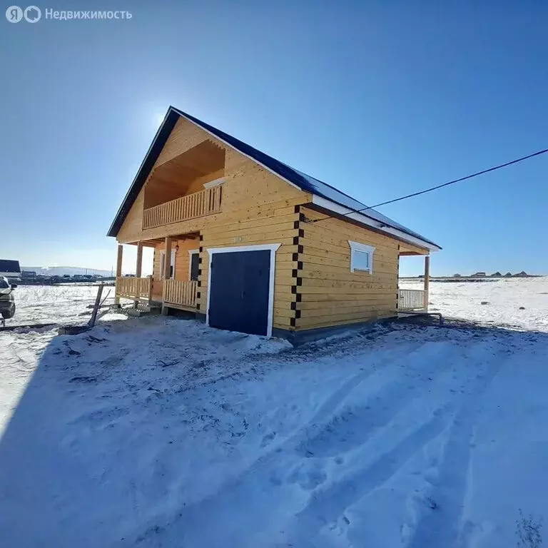 Дом в село Урик, Озёрная улица (200 м) - Фото 1