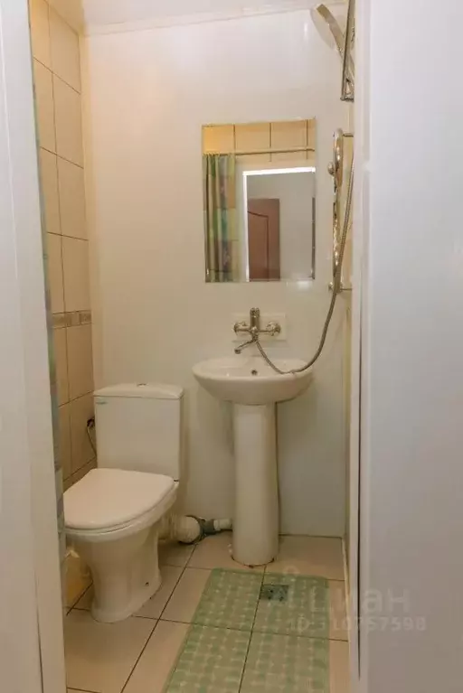 Комната Хакасия, Абакан просп. Дружбы Народов, 2 (16.0 м) - Фото 1