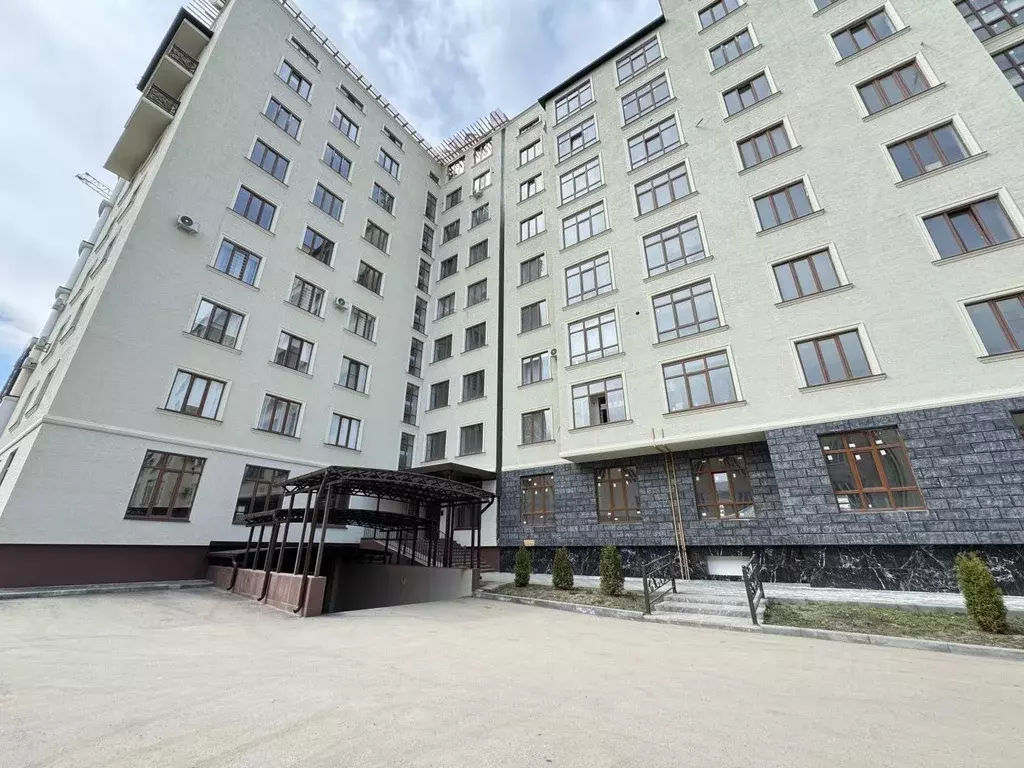 2-к кв. Кабардино-Балкария, Нальчик ул. Героя России Т.М. Тамазова, 2А ... - Фото 2