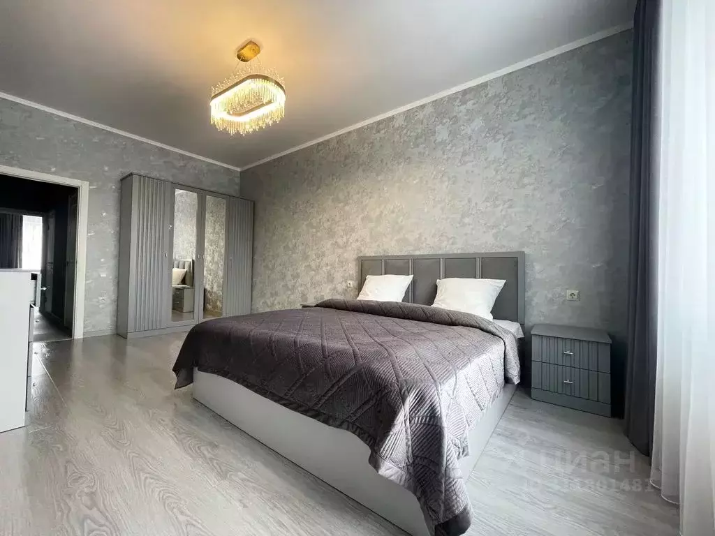 2-к кв. Ставропольский край, Ессентуки ул. Луначарского, 11 (95.0 м) - Фото 0