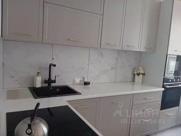 3-к кв. Пермский край, Пермь ул. Карла Модераха, 8 (71.3 м) - Фото 1