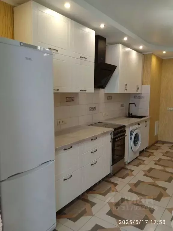 2-к кв. Саратовская область, Энгельс ул. Шурова Гора, 7/9 (57.7 м) - Фото 0