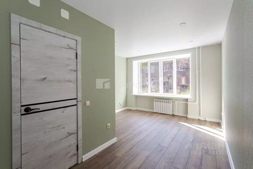 Студия Кемеровская область, Новокузнецк ул. Энтузиастов, 11 (20.9 м) - Фото 1