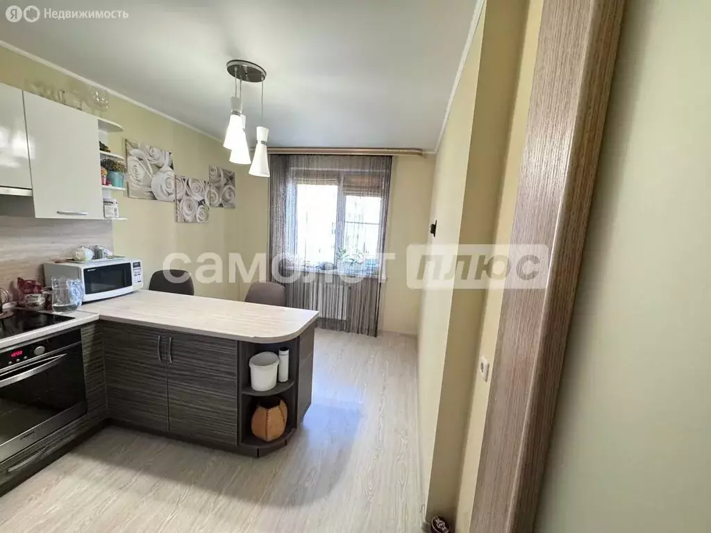 3-комнатная квартира: Череповец, Кирилловское шоссе, 22 (74.2 м) - Фото 1