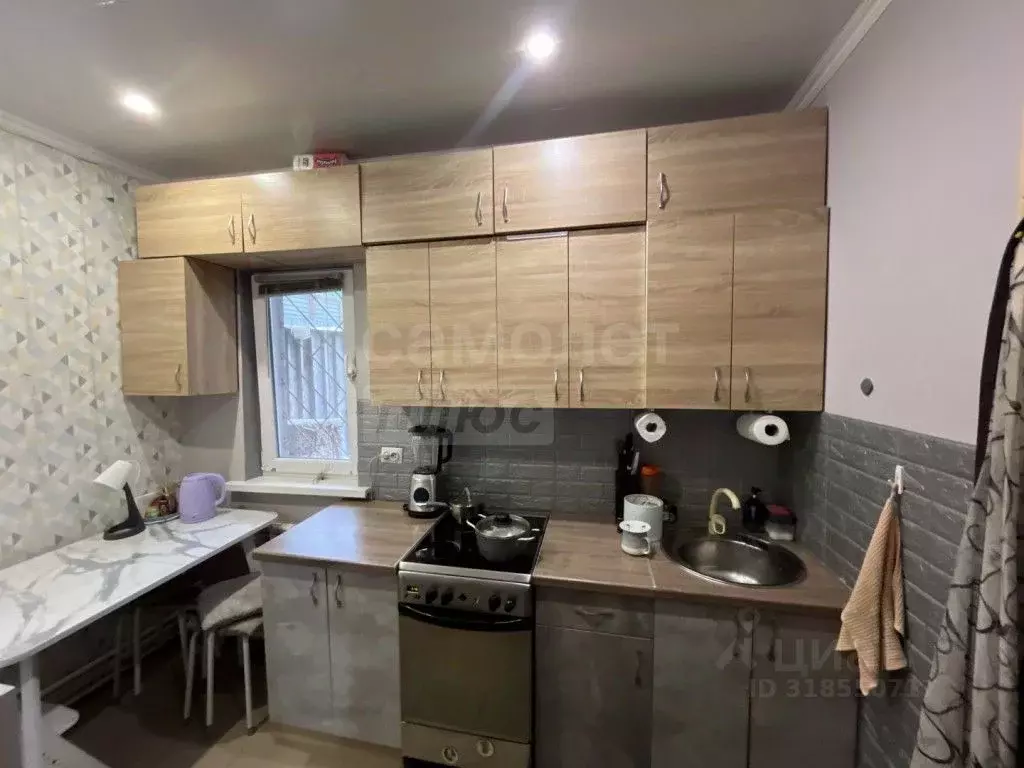 2-к кв. Оренбургская область, Оренбург ул. 9 Января, 24 (25.0 м) - Фото 1