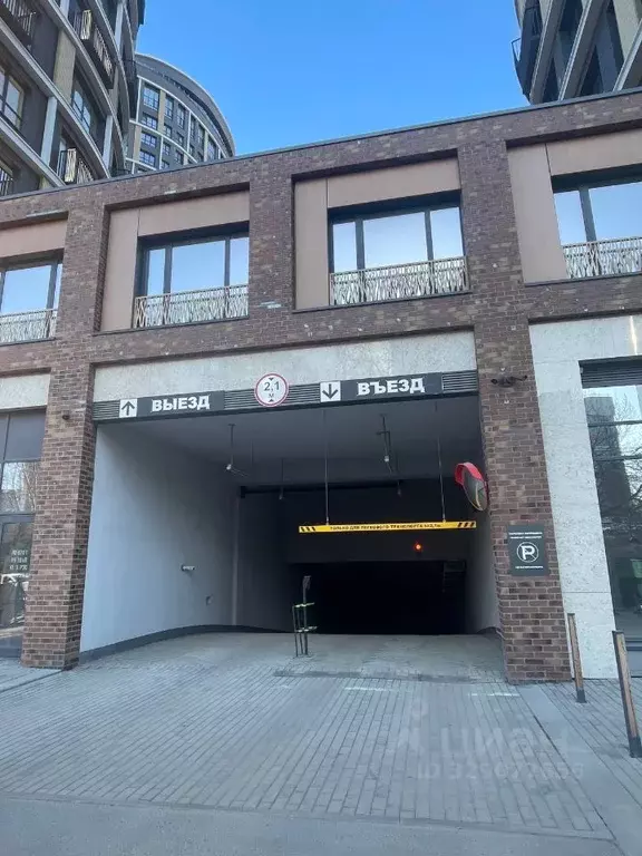 Гараж в Свердловская область, Екатеринбург ул. Радищева, 24 (14 м) - Фото 1