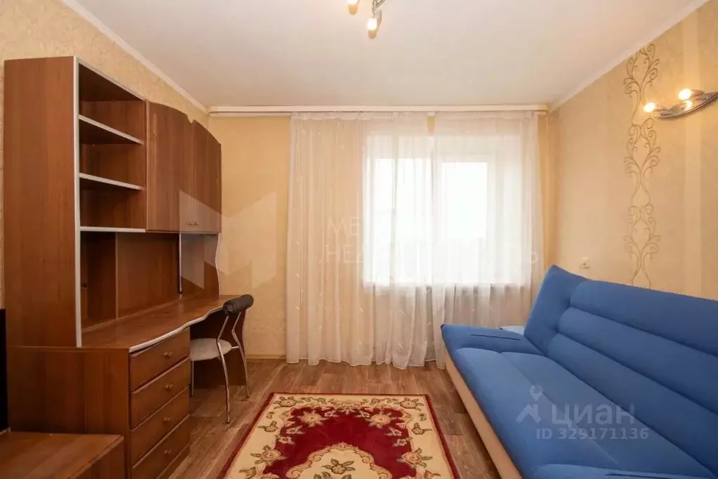 3-к кв. Тюменская область, Тюмень Курортная ул., 53 (60.1 м) - Фото 0