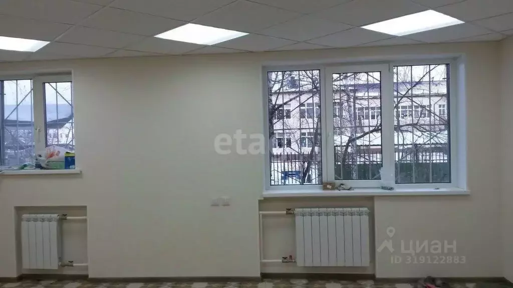 Помещение свободного назначения в Свердловская область, Екатеринбург ... - Фото 1