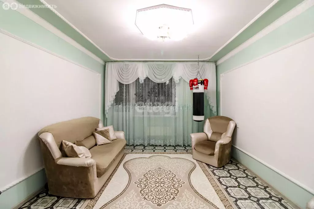 3-комнатная квартира: Тюмень, Магаданская улица, 11к1 (60 м) - Фото 1