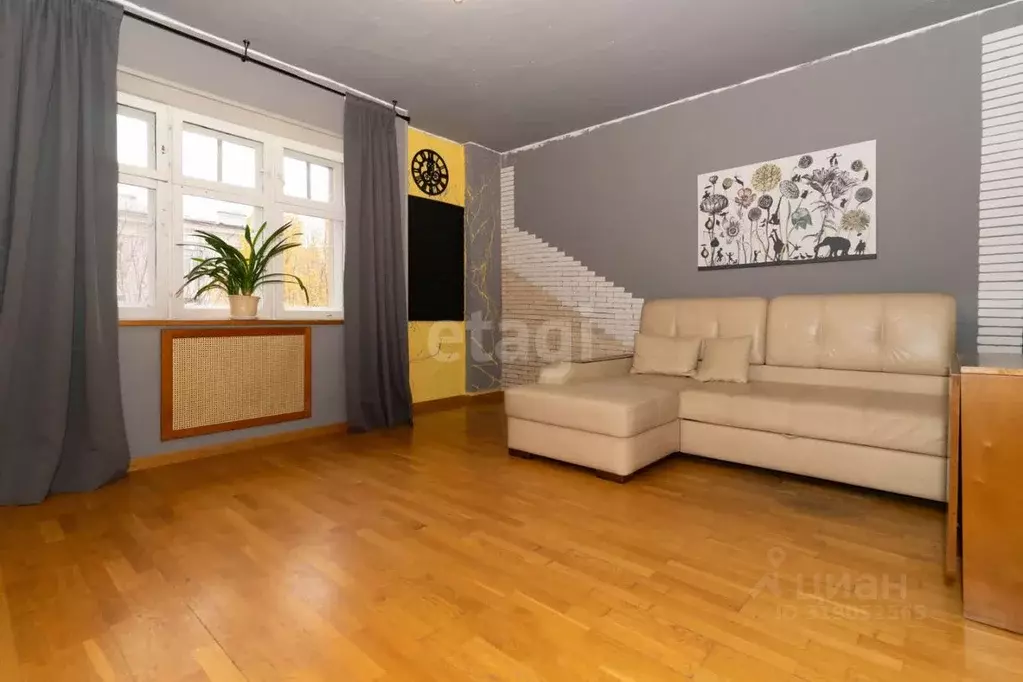 3-к кв. Башкортостан, Уфа ул. Карла Маркса, 48 (106.8 м) - Фото 0
