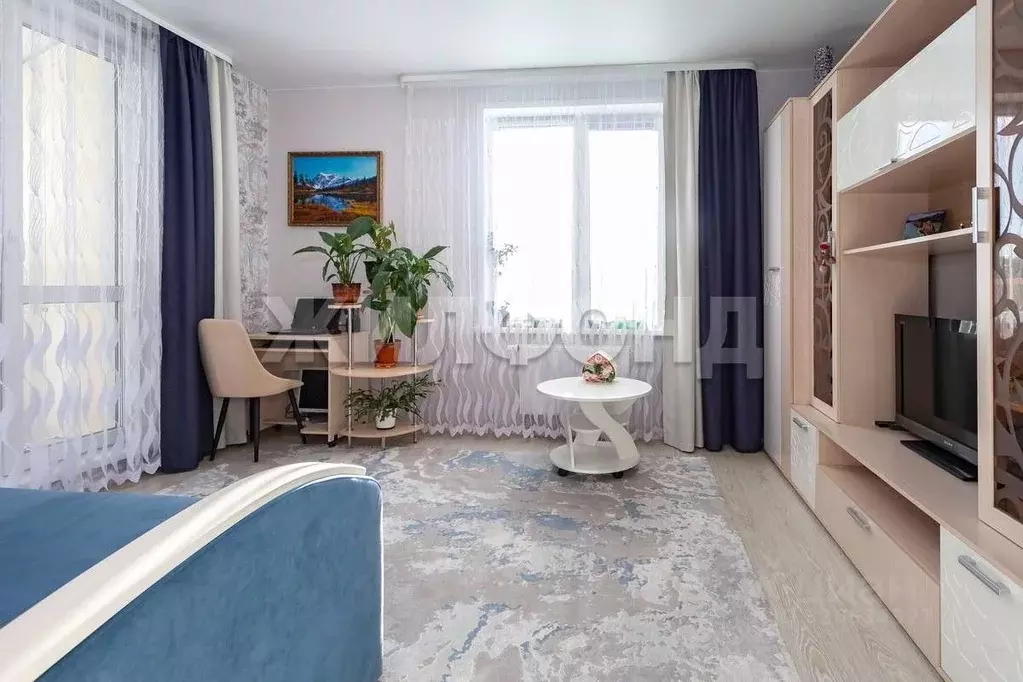 2-к кв. Новосибирская область, Новосибирск Шлюз мкр, ул. Русская, 38 ... - Фото 1