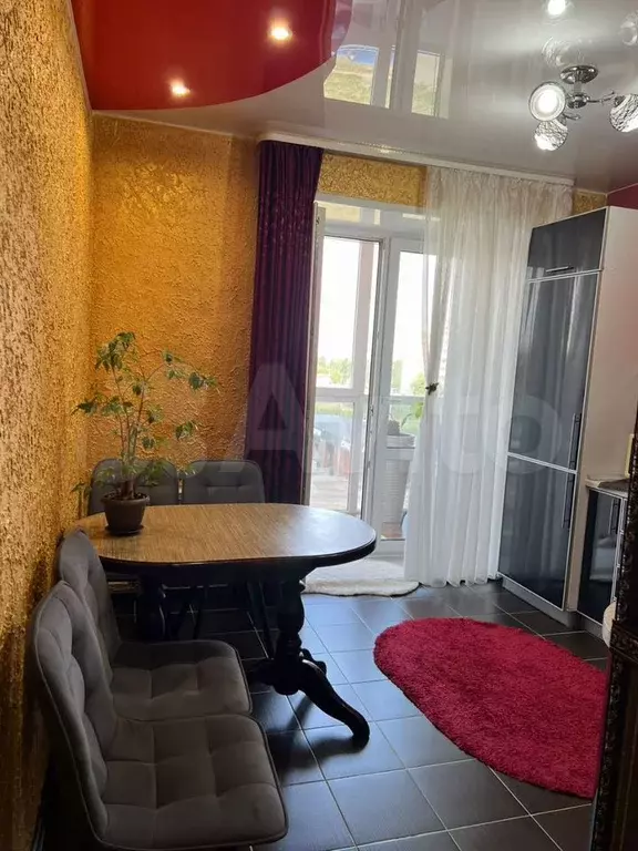 2-к. квартира, 54 м, 4/10 эт. - Фото 0