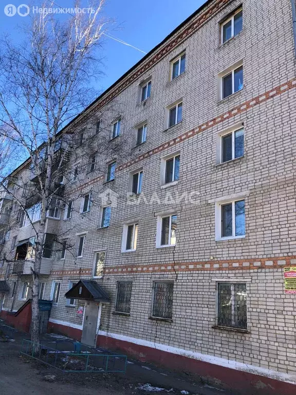 2-комнатная квартира: Райчихинск, улица Победы, 54 (43 м) - Фото 1