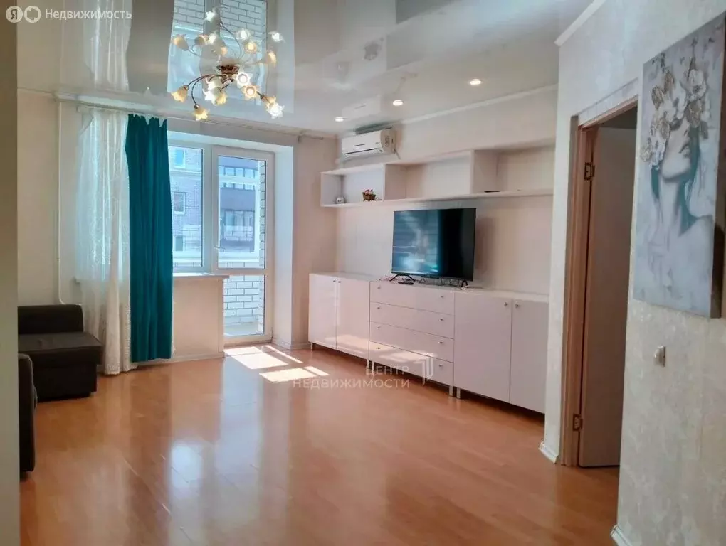 1-комнатная квартира: Казань, 2-я Азинская улица, 3В (50 м) - Фото 1