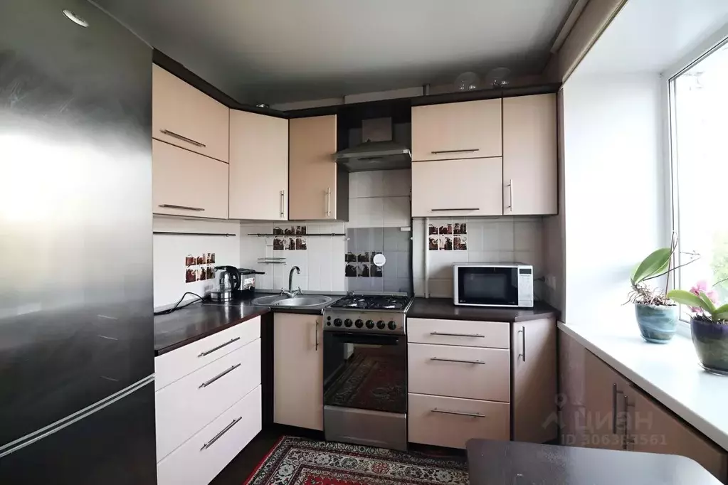 2-к кв. Алтайский край, Барнаул ул. Георгия Исакова, 147 (43.3 м) - Фото 0